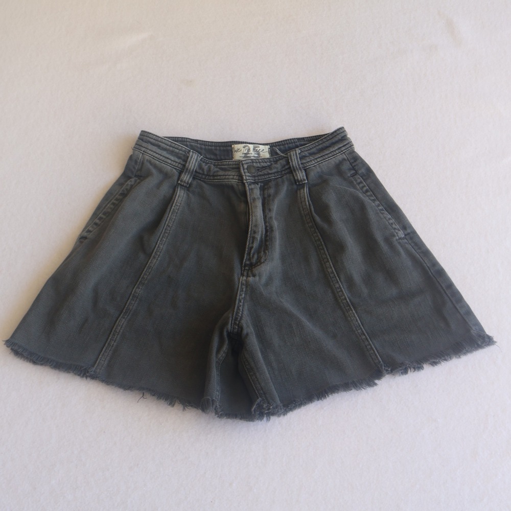 We The Free Free People Black High Rise Raw Hem Denim Shorts Size 25 Flared